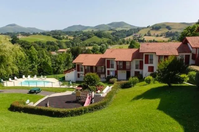 شقة B4 Vue Montagnes Piscine
